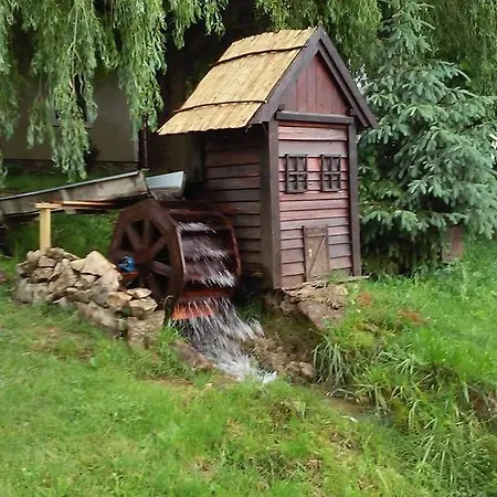 Vaszolyi Feher Porta Hébergement de vacances *