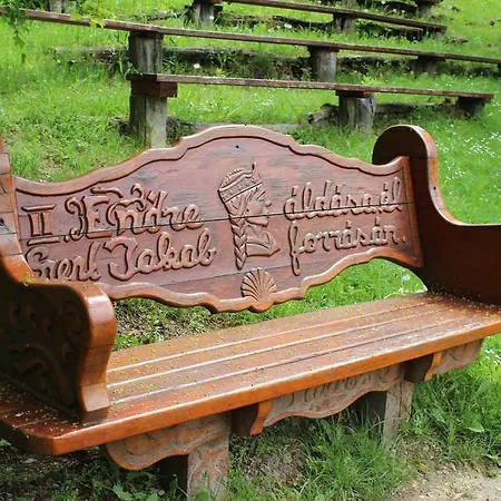 Vaszolyi Feher Porta Hébergement de vacances *