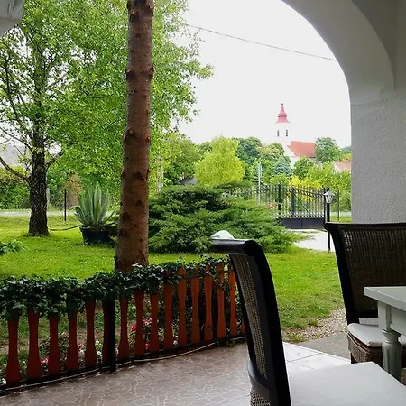 Hébergement de vacances Vaszolyi Feher Porta Vászoly